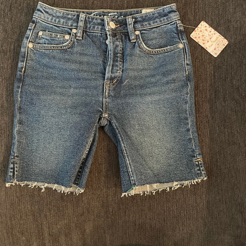NWT Free People Avery Bermuda shorts Cadet…